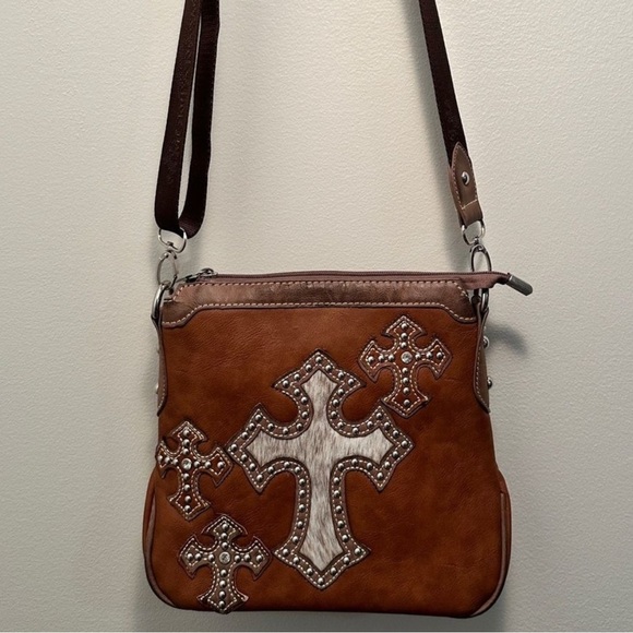 Montana West Genuine Leather Cross Crossbody Bag - Picture 3 of 9
